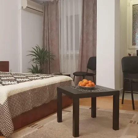 Ultracentral Apartment